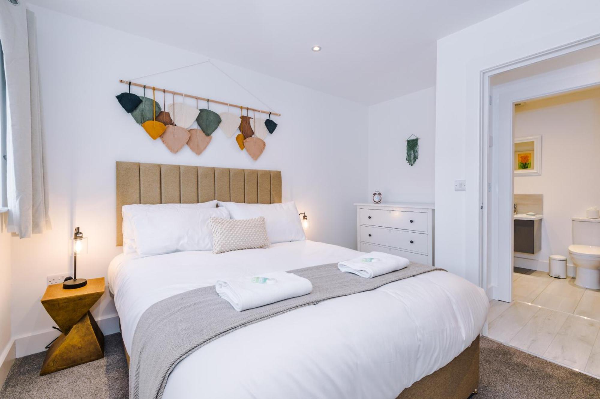 Number 21: A Breathtaking Chester Cottage With Parking Mollington  Extérieur photo
