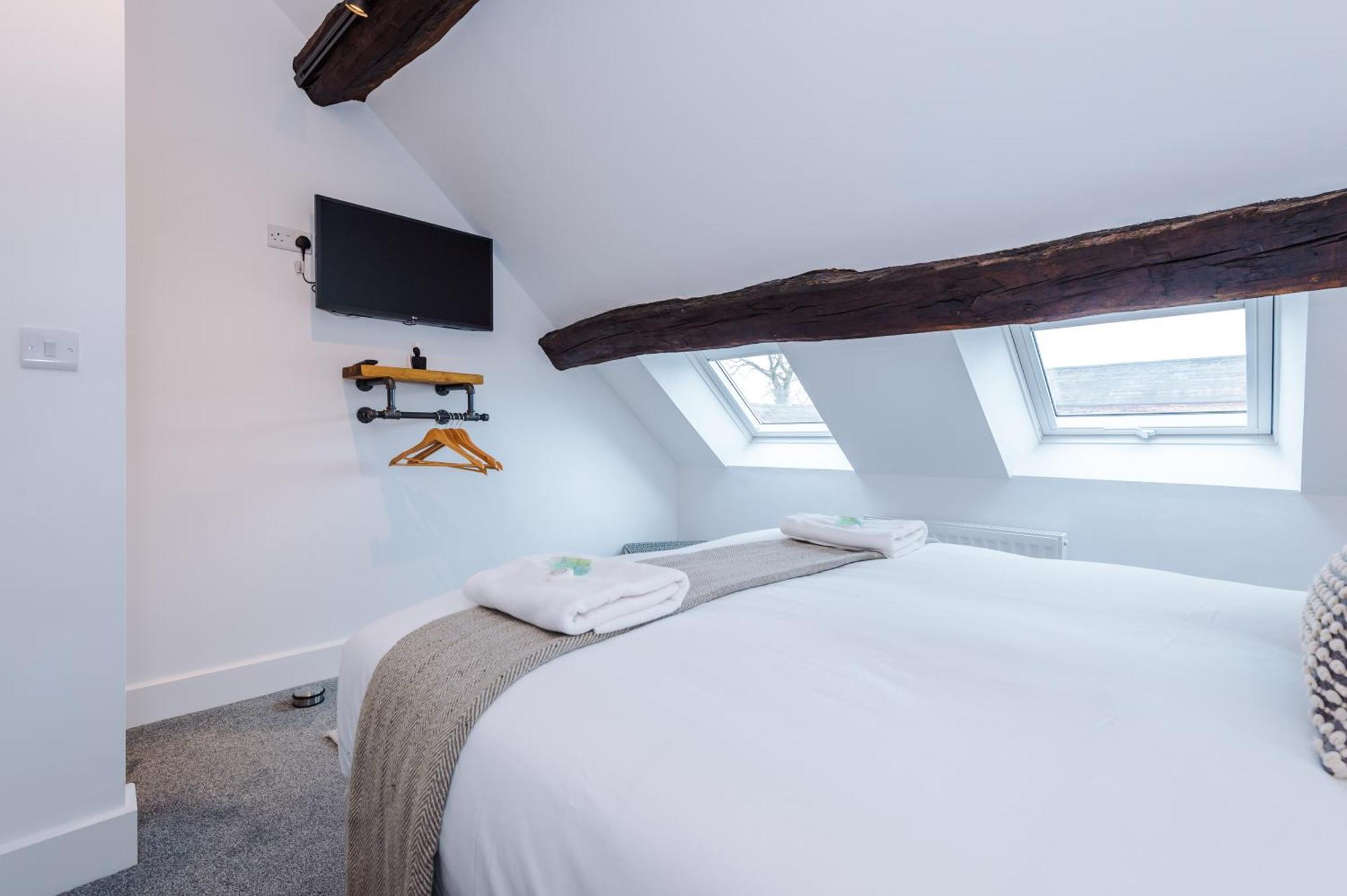 Number 21: A Breathtaking Chester Cottage With Parking Mollington  Extérieur photo